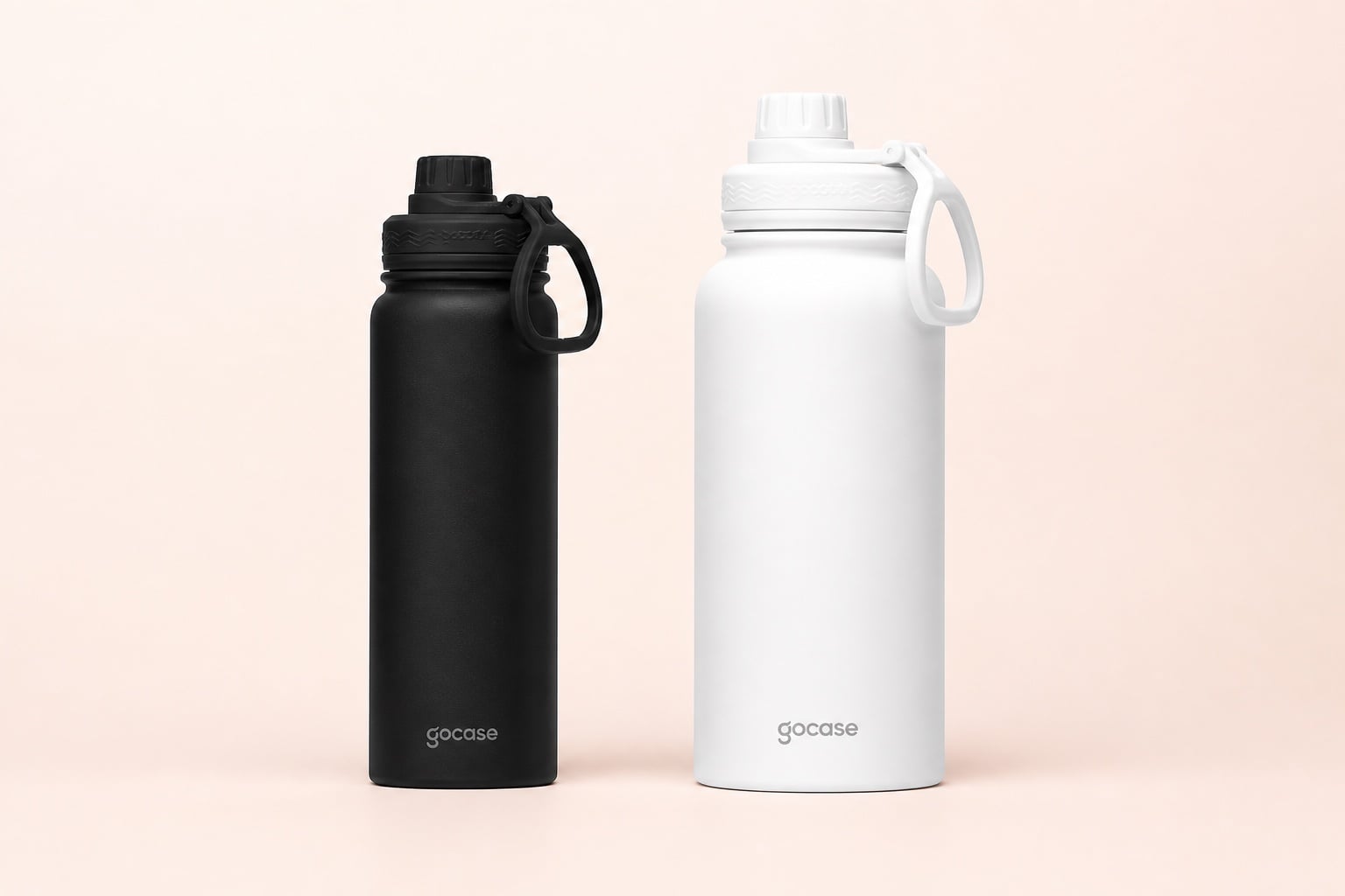 Garrafas Fresh preta de 650 ml e branca de 950 ml